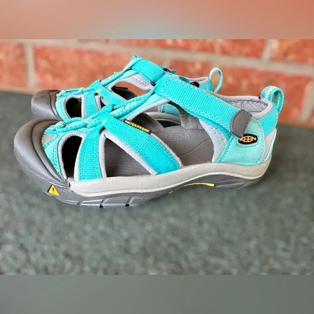 Keen Venice H2 Newport Hook & Loop Waterproof Fisherman Sandal Size 4